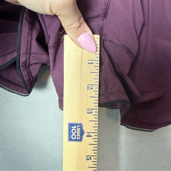 Lululemon Women’s Seek The Heat Short II Purple Athleisure Active Running Yoga 4 - Picture 7 of 10